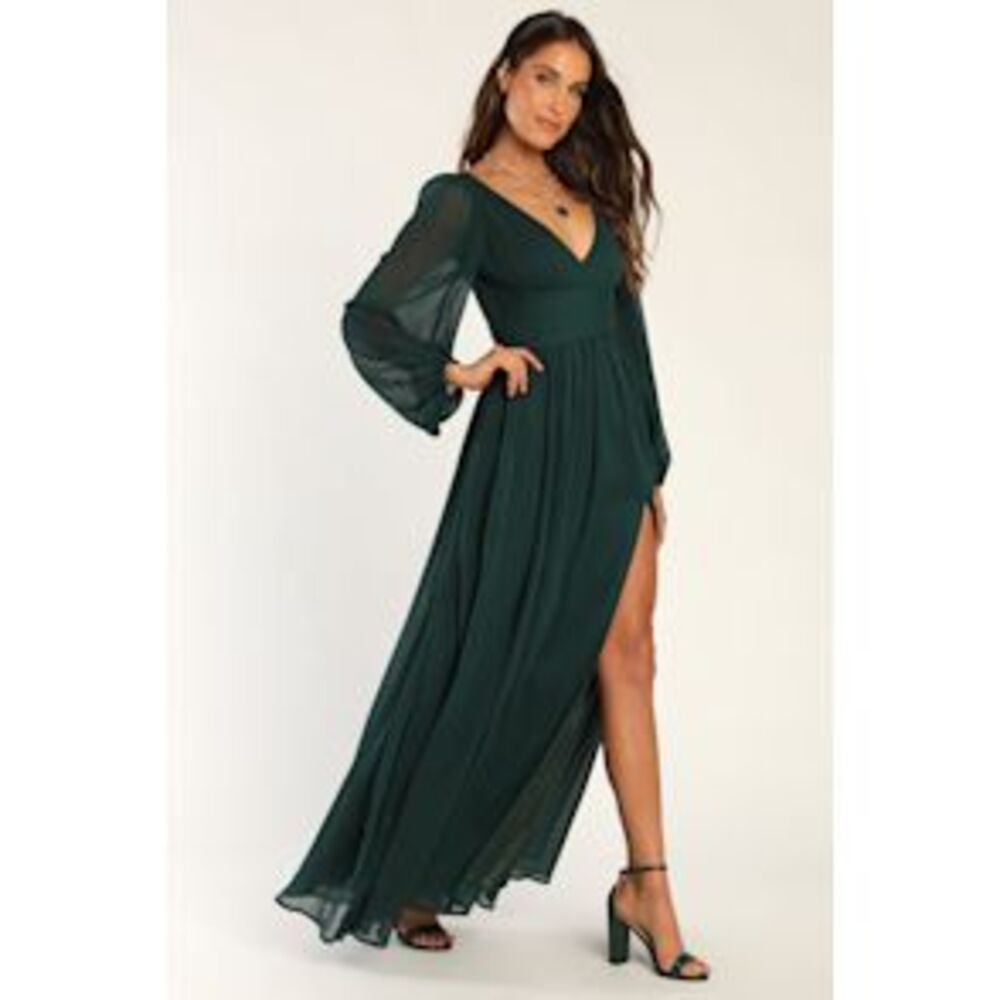 Lulu's Emerald Green Maxi Dress with Long Sleeves